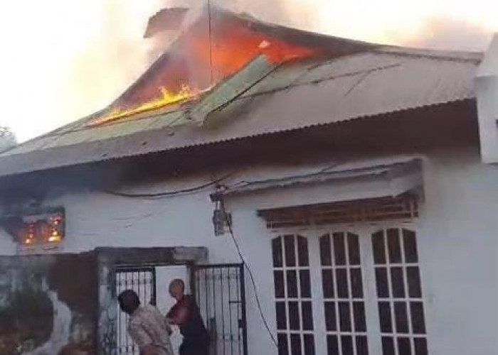 Kebakaran di Nusa Indah Kota Bengkulu Nyaris Memakan Korban Anak Usia 3 Tahun