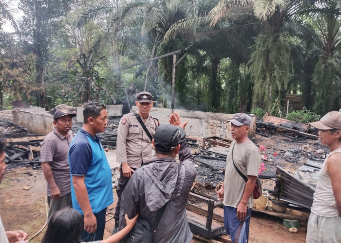 Rumah Semi Permanen di Padang Jaya Ludes Terbakar, Pemilik Lagi Bertandang ke Rumah Saudara