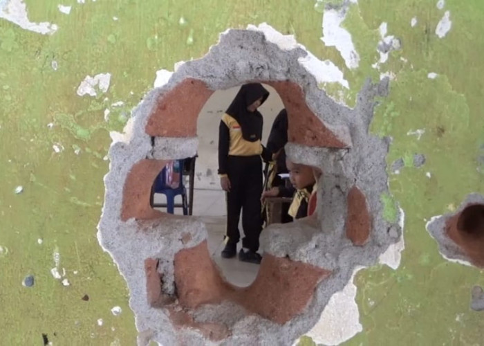 Dinas Dikbud Kaur Abaikan Perintah Bupati, SD Semidang Gumay dan SMPN 33 Batal Direhab