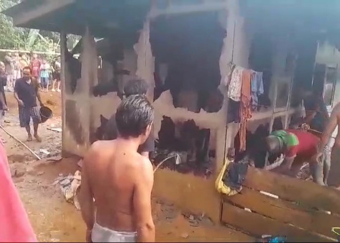 Kebakaran di Seluma, Dua Anak Pemilik Rumah Berhasil Menyelamatkan Diri, Tapi Seluruh Barang Hangus 