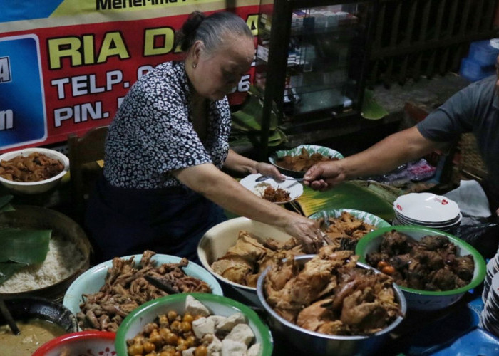 Wisata Kuliner Malam di Kota Bandung, Ini Rekomendasi 10 Tempat yang Wajib Kamu Datangi