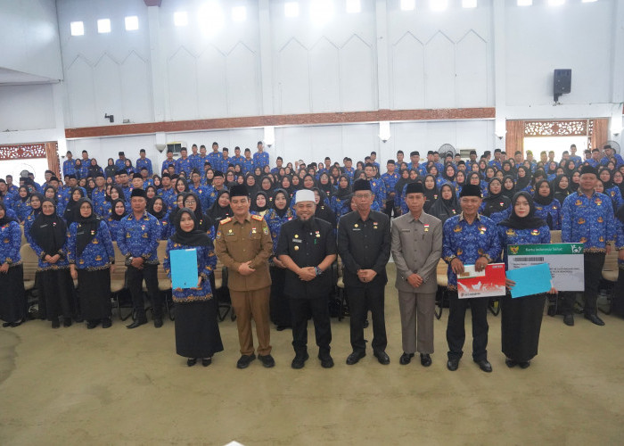 Pelantikan 429 PPPK Pemprov Bengkulu, Gubernur Ajak ASN Manfaatkan Medsos untuk Melayani