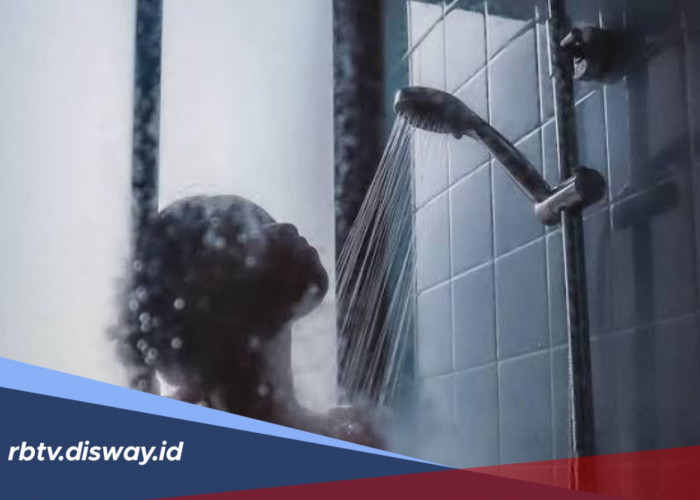 Dampak Sering Mandi Malam Terhadap Kesehatan Tubuh