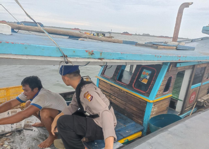 Patroli di Perairan Tanjung Genting, Ditpolairud Polda Bengkulu Imbau Keselamatan Nelayan