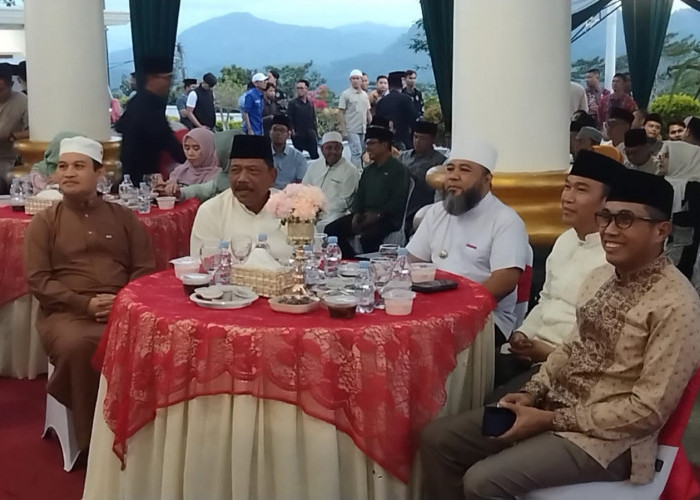 Safari Ramadhan di Kepahiang, Gubernur Helmi Hasan Kucurkan Rp 20,9 Miliar untuk Infrastruktur dan Ambulans
