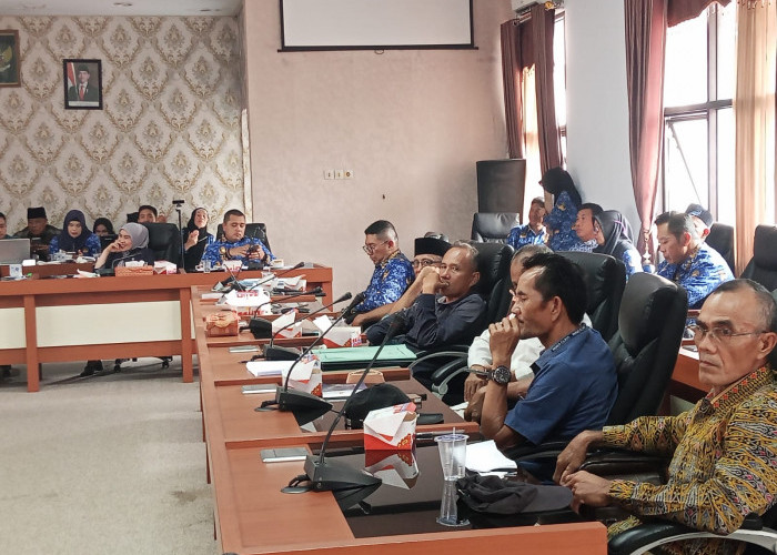 Tokoh Masyarakat Lembak Datangi DPRD Rejang Lebong, Tolak Wacana Pembukaan Lahan Sawit