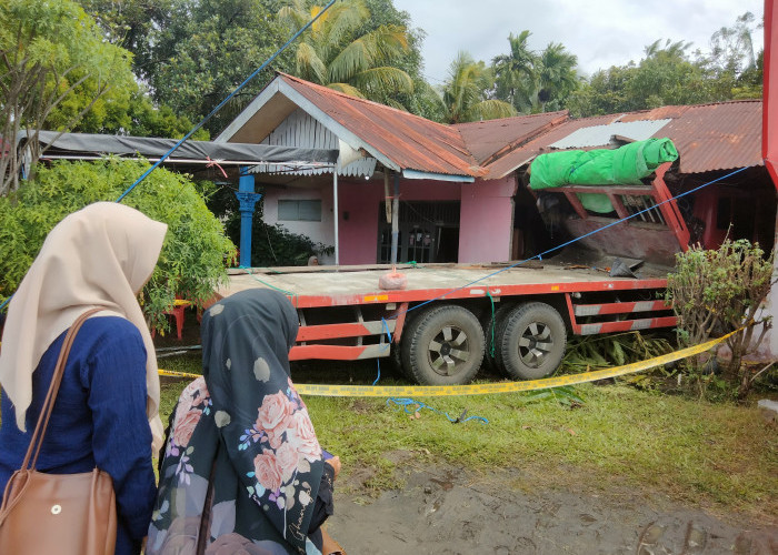 Begini Kronologis Laka Maut Truk Tabrak Pemotor dan Rumah, IRT Hamil 5 Bulan Meninggal Dunia