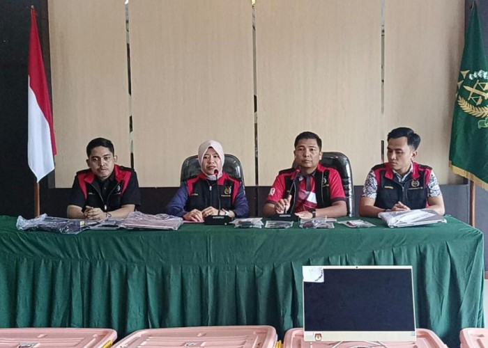 Kejari Bengkulu Selatan Amankan 10 Box Berkas dan PC terkait Hibah Pilkada