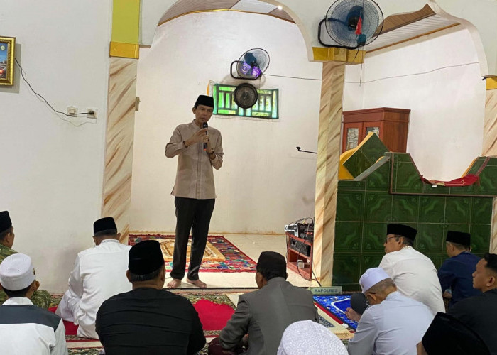 Bupati Kaur Gustil Pausi Shalat Idul Fitri di Desa Tanjung Agung