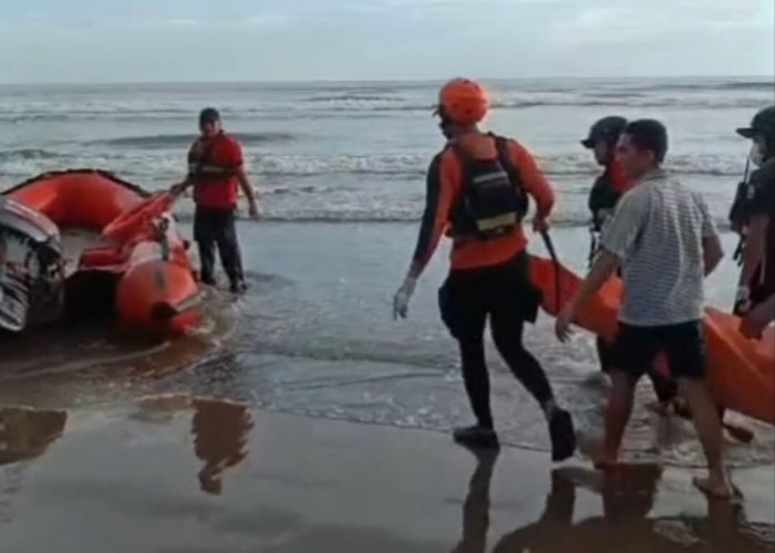 Remaja Terseret Ombak Ditemukan Pengembala Kerbau di Tepi Pantai Padang Betuah