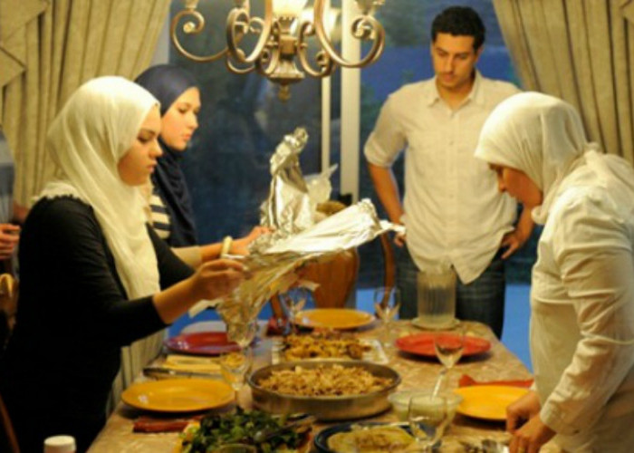 Jangan Disentuh Apalagi Dimakan atau Diminum, Ini 14 Makanan dan Minuman Haram bagi Umat Islam