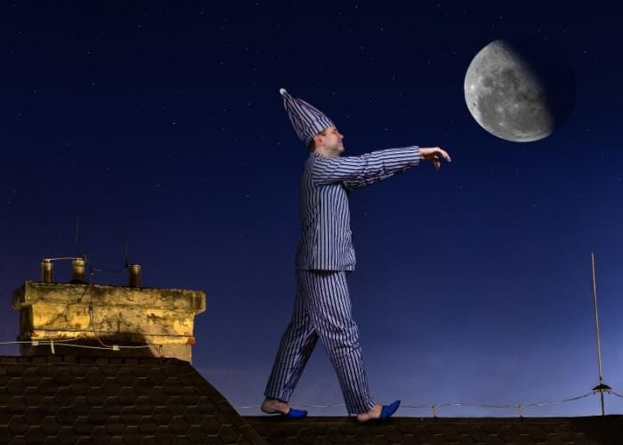 Sleepwalking: Kenali Gejala, Penyebab dan Cara Mengatasinya