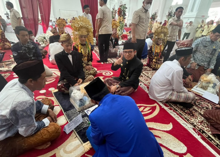 Walikota Dedy Wahyudi Bahagia, 10 Pasang Pengantin Menikah Serentak dalam Nikah Balai 2026  ?