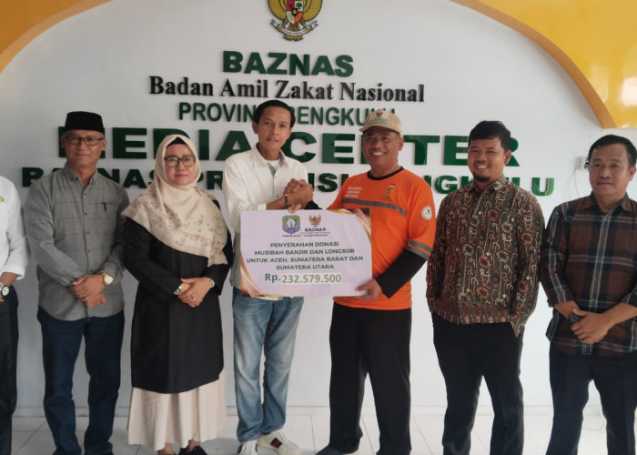 Bupati Kaur Antar Bantuan untuk Bencana Sumatera Hasil Penggalangan Warga Kaur 