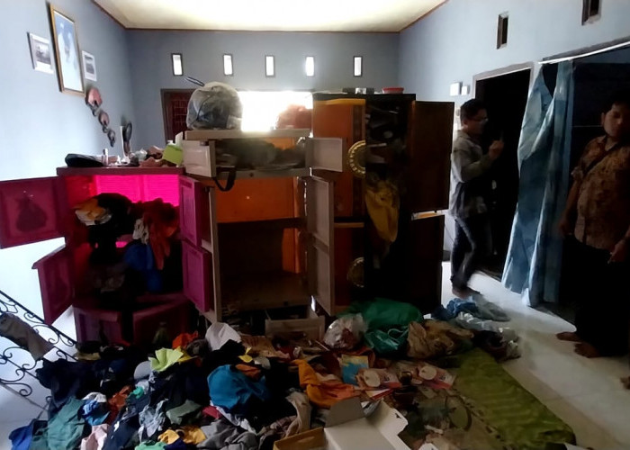Pencuri Masuk ke Dalam Rumah di Sukamerindu, Selain Emas juga Gasak Uang 
