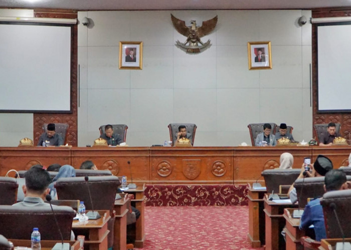 Paripurna Diwarnai Walk Out, Wagub Mian Klaim Pemprov Bengkulu 8 Kali Raih Predikat WTP