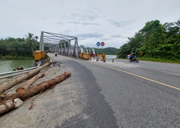 Rusak, Pemkab Minta Jalur Jembatan Pino Raya Ditutup Sementara