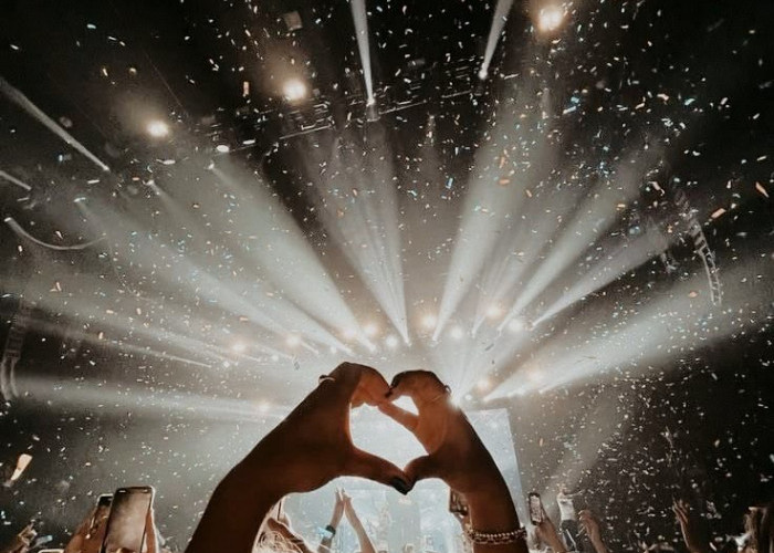 Mau Makeup Anti Badai saat Konser? Ini Tips dan Trik agar Makeup Tahan Banting saat Nonton Konser