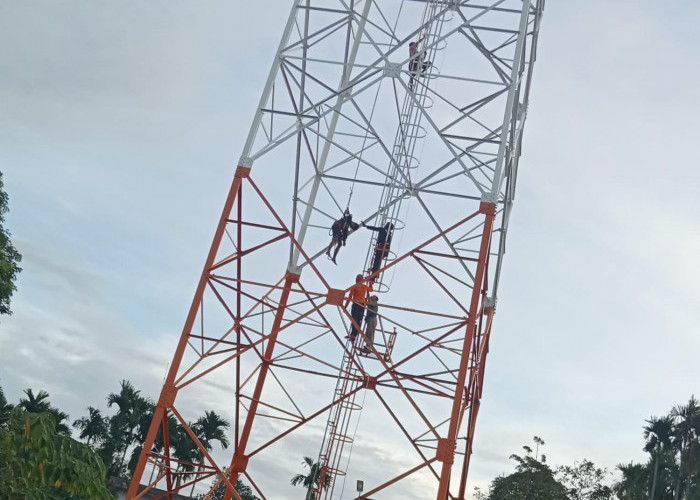 Remaja 18 Tahun di Bengkulu Diduga Ingin Bunuh Diri dengan Cara Meloncat dari Tower Setinggi 75 Meter