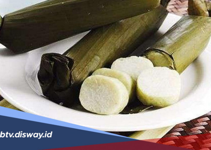 Cara Membuat Lontong Daun Pisang yang Kenyal, Yuk Coba di Rumah