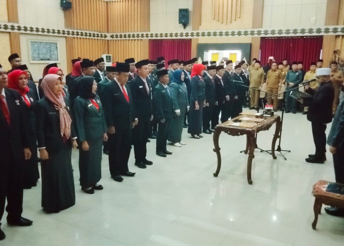 Gubernur Helmi Hasan Lantik 49 Pejabat di Pemerintah Provinsi Bengkulu