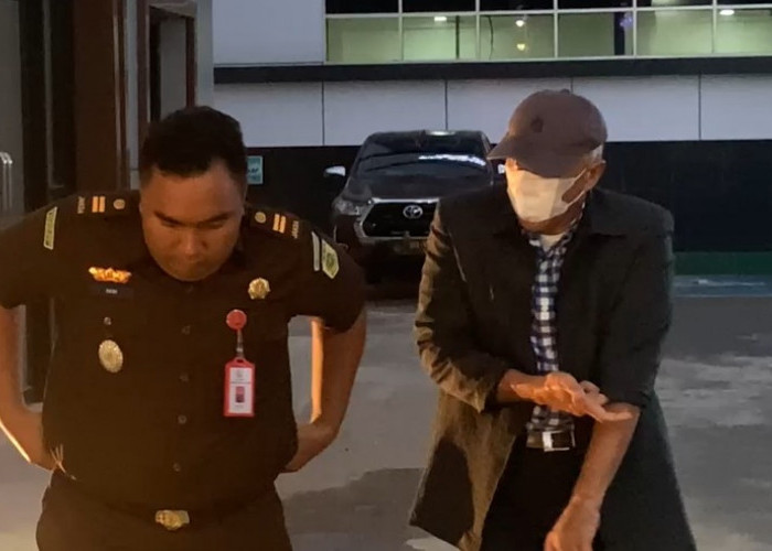 Mantan Bupati Bengkulu Utara Diperiksa Kejati Bengkulu Terkait Kasus Korupsi Rp 1,3 Triliun