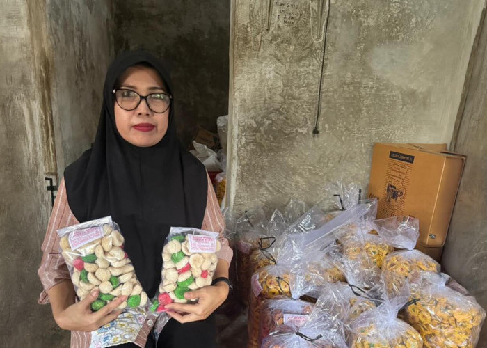 Perempuan Tangguh Ini Sukses Kembangkan Usaha Kue dan Banjir Pesanan dari Dapur Sederhana Berkat Dukungan BRI