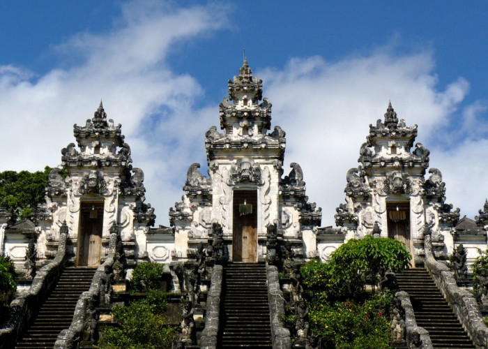4 Pura Bersejarah di Bali serta Cerita Menarik di Belakangnya, Salah Satunya Pura Lempuyang Luhur
