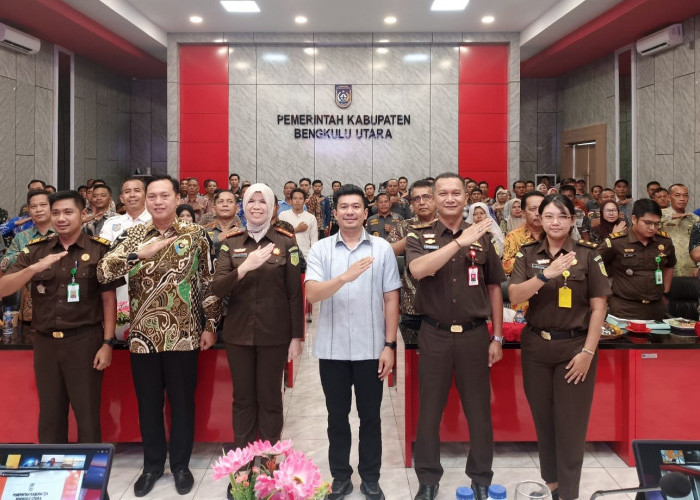 215 Kades dan Bendahara di Bengkulu Utara Diberi Penerangan Hukum, Ini Pesan Tegas Kajari