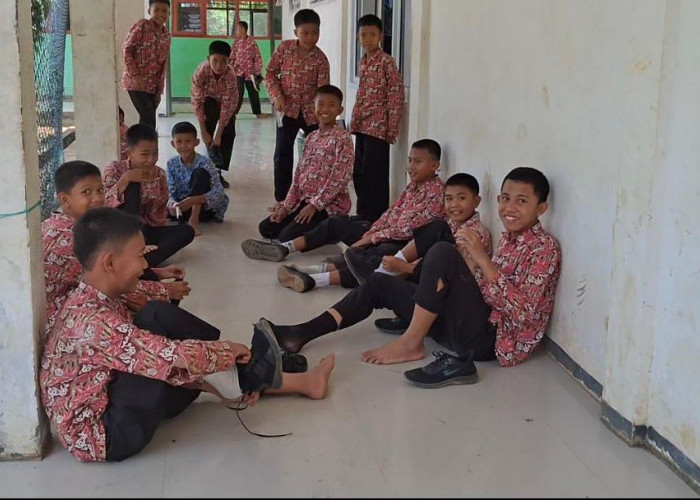 Siswa SMPN 25 Bengkulu Selatan Tak Lagi Berjalan 2 Kilometer hanya untuk Berolahraga