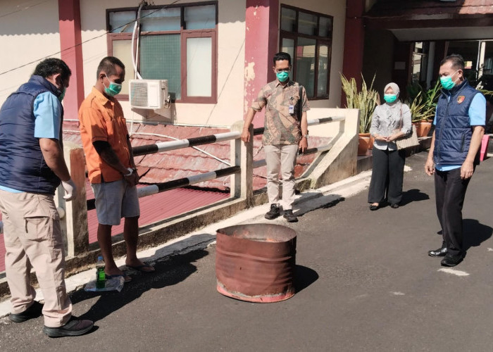 Perang Terus dengan Narkoba, Polda Bengkulu Musnahkan Ganja