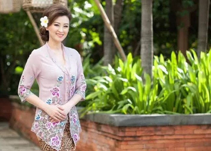5 Model Kebaya yang Cocok Untuk Hari Kartini, Layaknya Kartini Muda di Era Modern