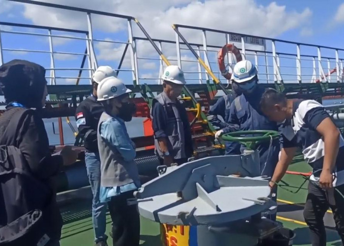 Kapal Keruk Tiba Pelabuhan Pulau Baai Bengkulu, Pelindo: Saat Ini Proses Instalasi untuk Proses Pengerukan 