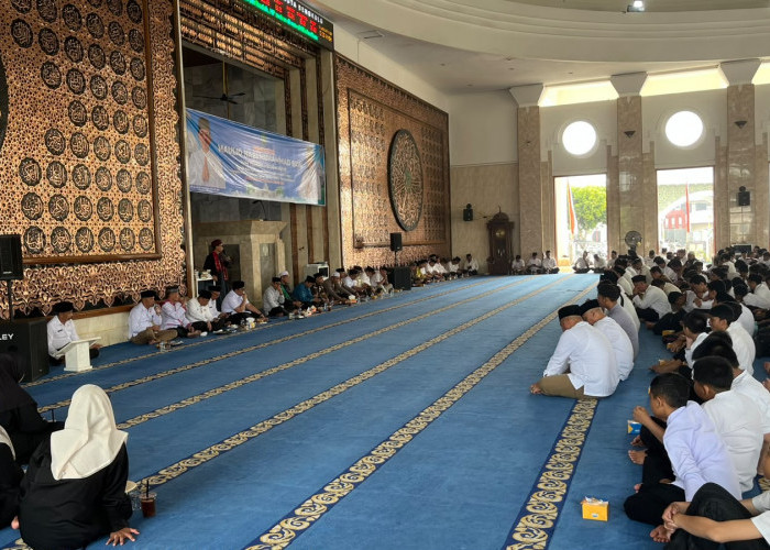 Ramai, Pemkot Bengkulu Gelar Peringatan Maulid Nabi Muhammad SAW di Masjid Akbar At-Taqwa