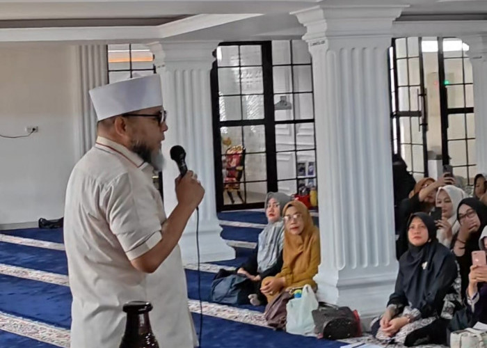 Gubernur Helmi Hasan: Hidupkan Agama di Rumah, Kunci Bahagia Dunia dan Akhirat