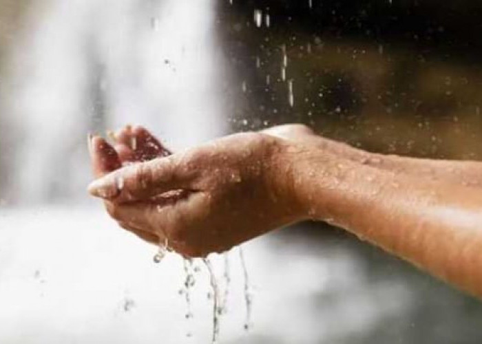 Prediksi BMKG Kemarau Masih Panjang, Berikut Doa Minta Diturunkan Hujan