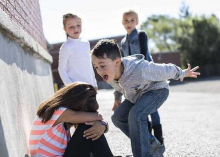 Lakukan Ini jika Anak Menjadi Korban Bully, Jika Perlu Pindah Sekolah