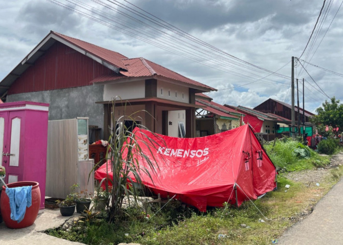 Kemensos RI Salurkan Bantuan Rp 167 Juta untuk Korban Gempa Bumi di Bengkulu, Warga Pilih Tidur di Tenda