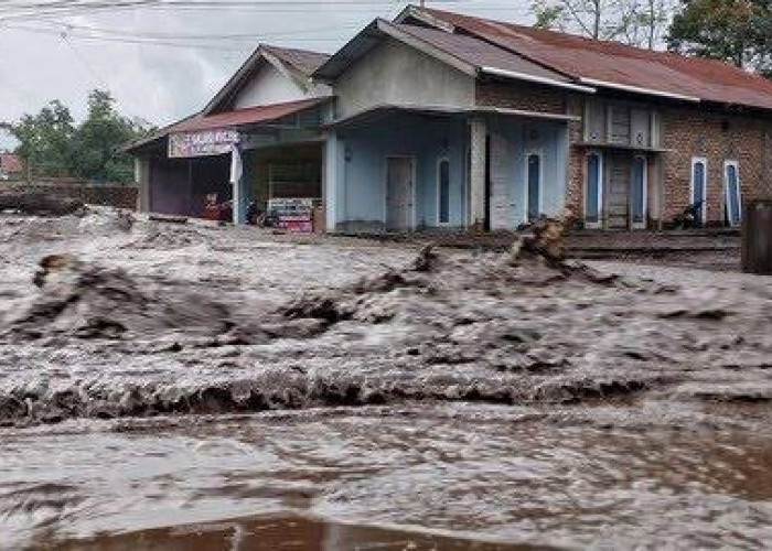 Banjir Bandang di Sumbar Telan Puluhan Korban Jiwa, Baca Doa Ini Agar Terhindar dari Musibah Bencana Alam