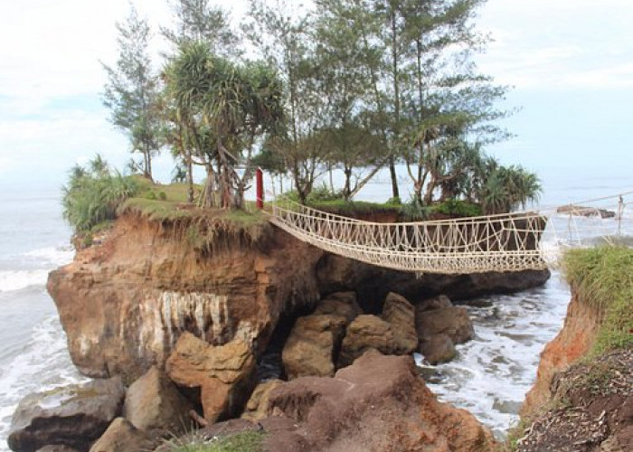 Rekomendasi 8 Destinasi Wisata untuk Libur Nataru 2024 di Bengkulu