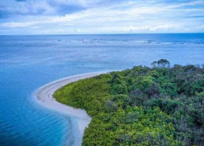 Menhub Mau ke Enggano, Ini Keunikan Pulau Dekat Australia dan Kaya Wisata 