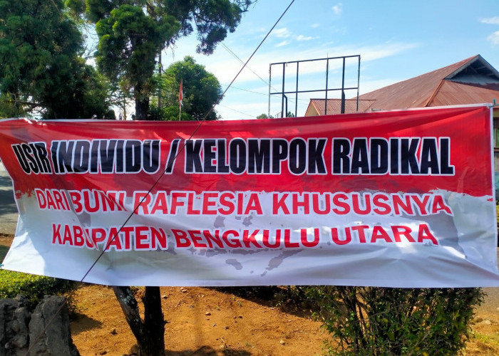 Spanduk 'Usir Kelompok Radikal' Terpasang di Bengkulu Utara, Siapa yang Radikal?