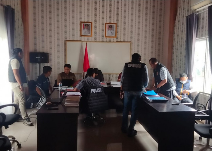 Geber Dugaan Korupsi!!! Tipikor Polda Bengkulu Geledah 2 Kantor OPD dan 1 Rumah di Kabupaten Kepahiang