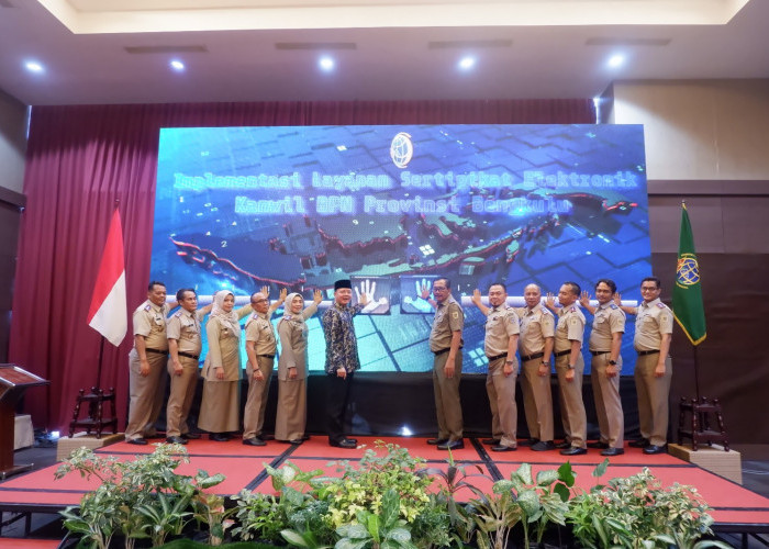 Kurangi Antrean di Loket, Gubernur Bengkulu Launching Implementasi Layanan Sertifikat Elektronik