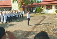 Atensi Sekda Seluma Saat Pimpin Apel di RSUD Tais