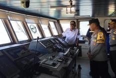 Kapolda Bengkulu Cek Kelayakan Kapal hingga Pemeriksaan Kesehatan Penumpang