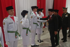 Bupati Seluma Teddy Rahman Kukuhkan 36 Paskibraka Angkatan 2026