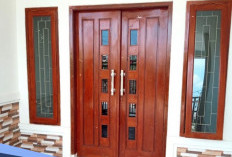 Perbandingan Kusen Pintu Kayu dan Aluminium, Mana yang Lebih Cocok untuk Rumah Anda?