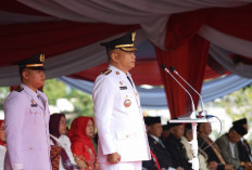 Upacara HUT Ke-81 RI, Bupati Bengkulu Tengah Rachmat Riyanto Komitmen Majukan Daerah