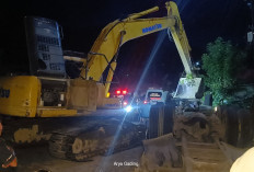 Dibantu Excavator, Jenazah Sopir dan Kernet Truk Kontainer Berhasil Dievakuasi 